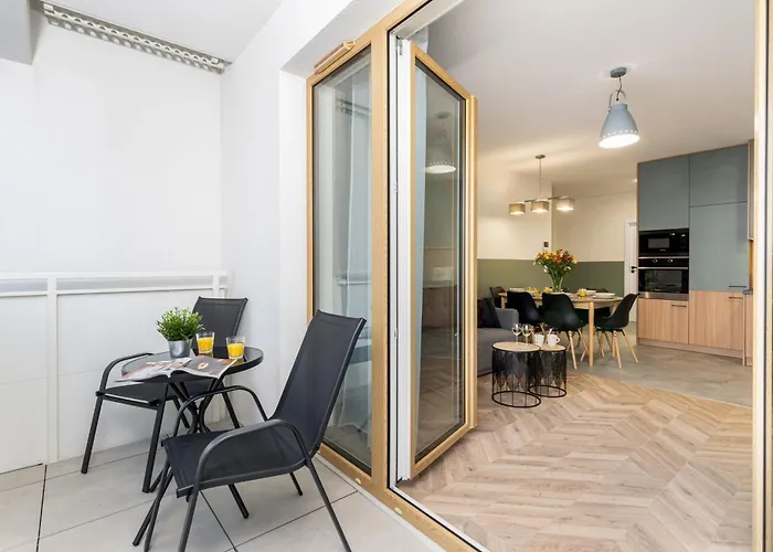 Saska Park Apartment