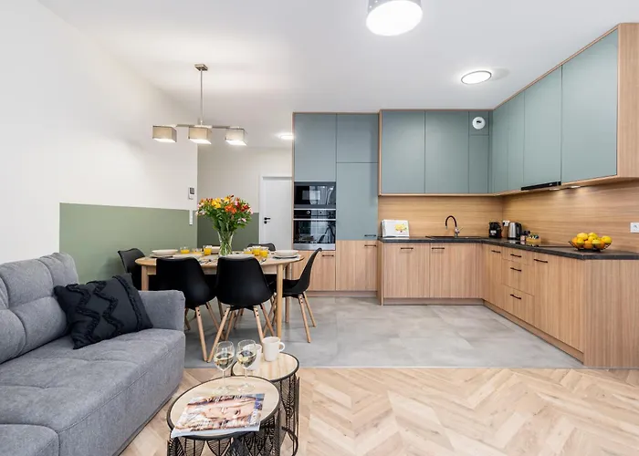 Saska Park Apartment *